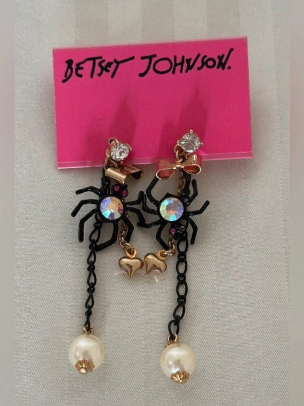 BETSEY JOHNSON Vintage Halloween Mismatched Spider & Baubles Drop Earrings NWT
